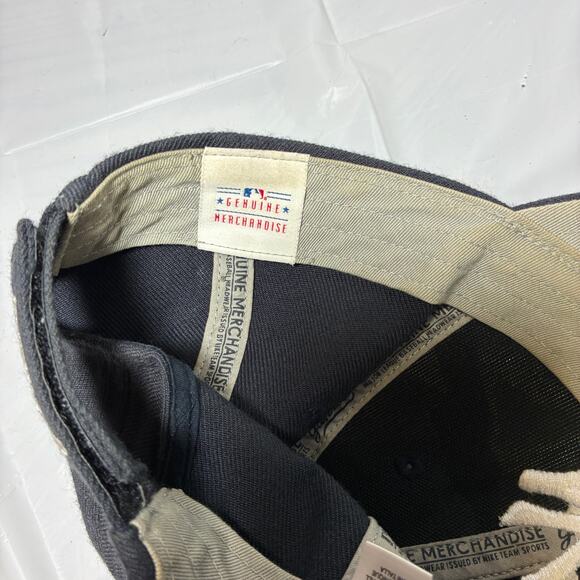 Vintage Yankee Baseball Hat Cap Team Nike Hook Loop Strap Sticker under Brim - Picture 7 of 10